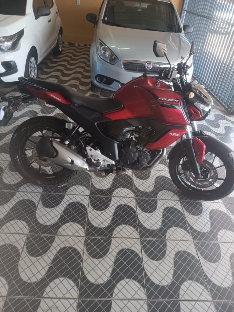 Yamaha / FZ 15 Fazer ABS