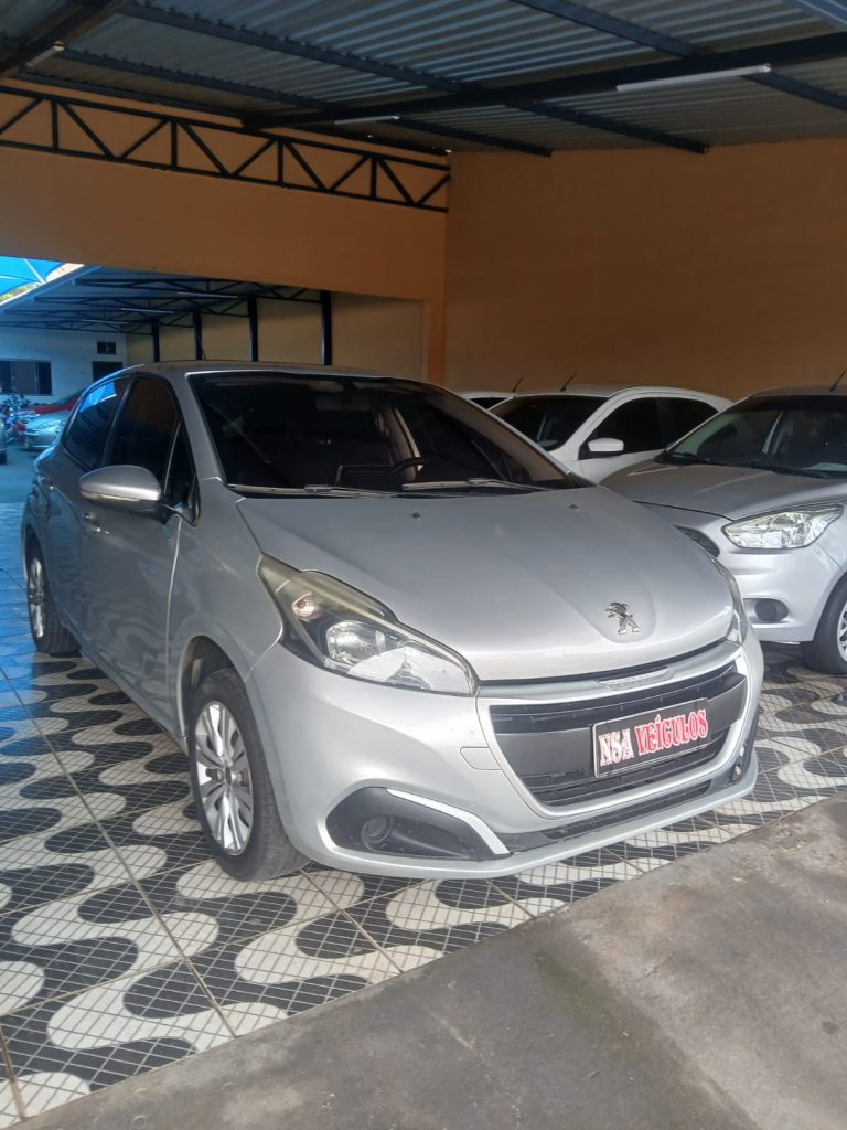 Peugeot / 208 Active