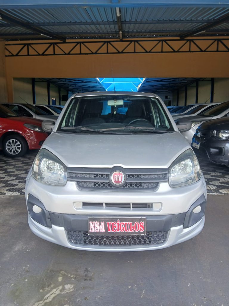 Fiat / Uno Attractive 1.0