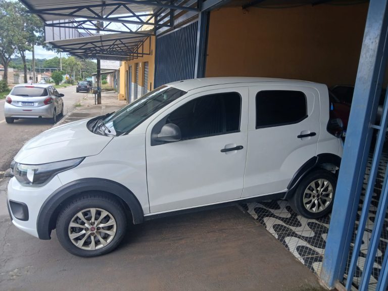 Fiat / mobi  like 1.0 completo