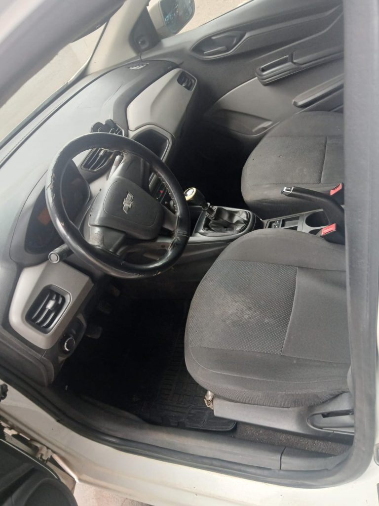 Chevrolet / Onix Joy 1.0