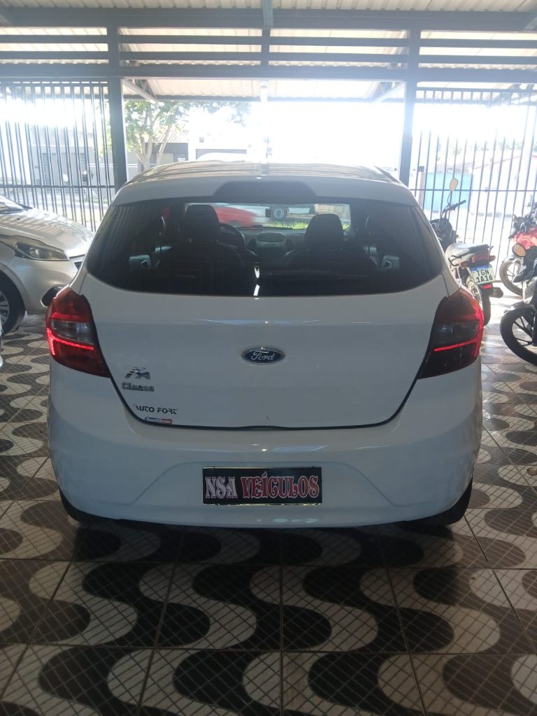 FORD / KA SE